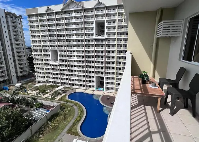 Ezras Place Modern With Views 马尼拉